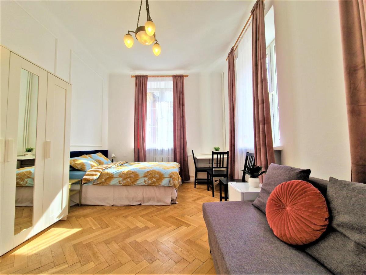 J&W Apartments Swietojanska Rooms Varsovie Extérieur photo