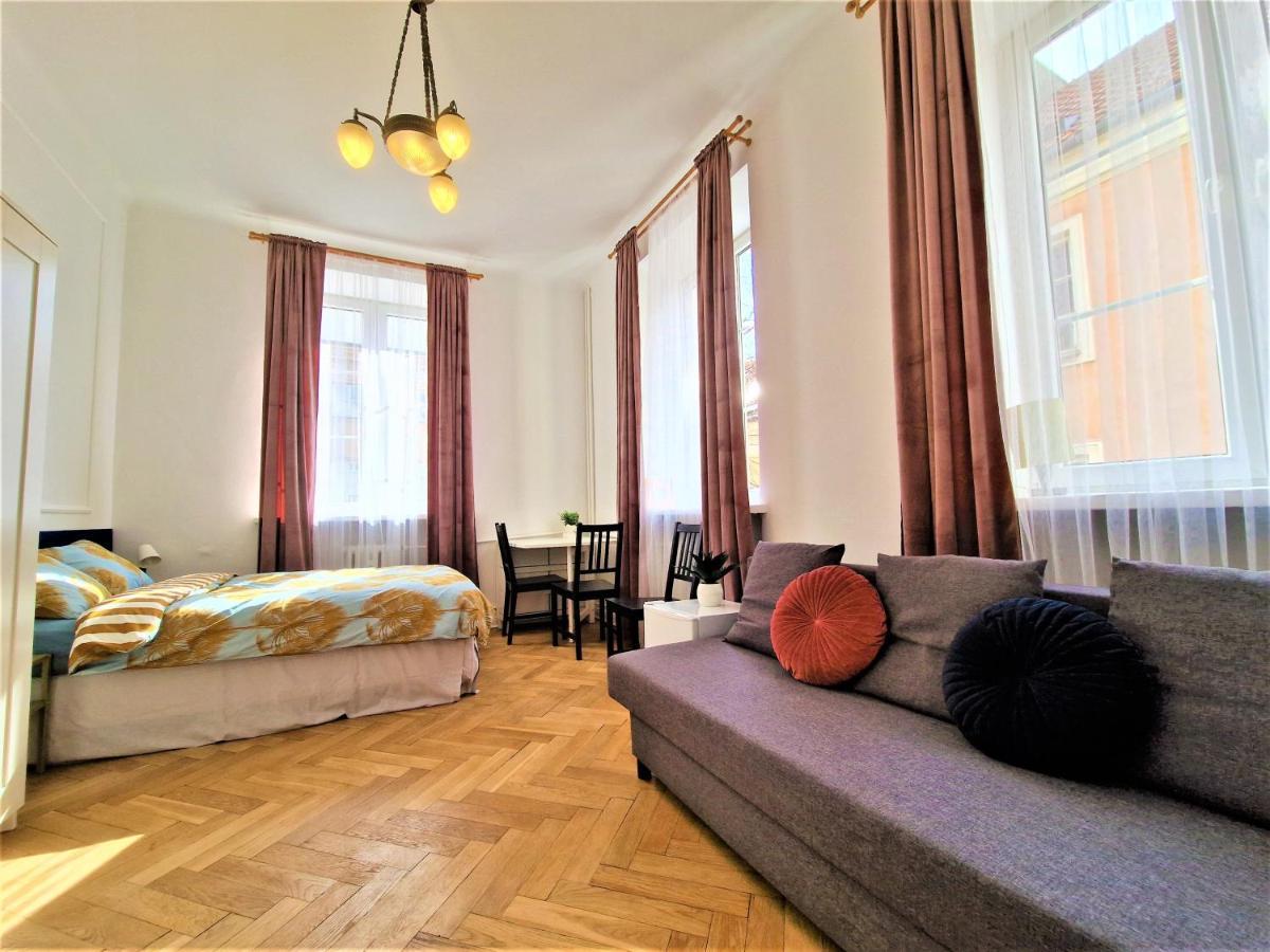 J&W Apartments Swietojanska Rooms Varsovie Extérieur photo